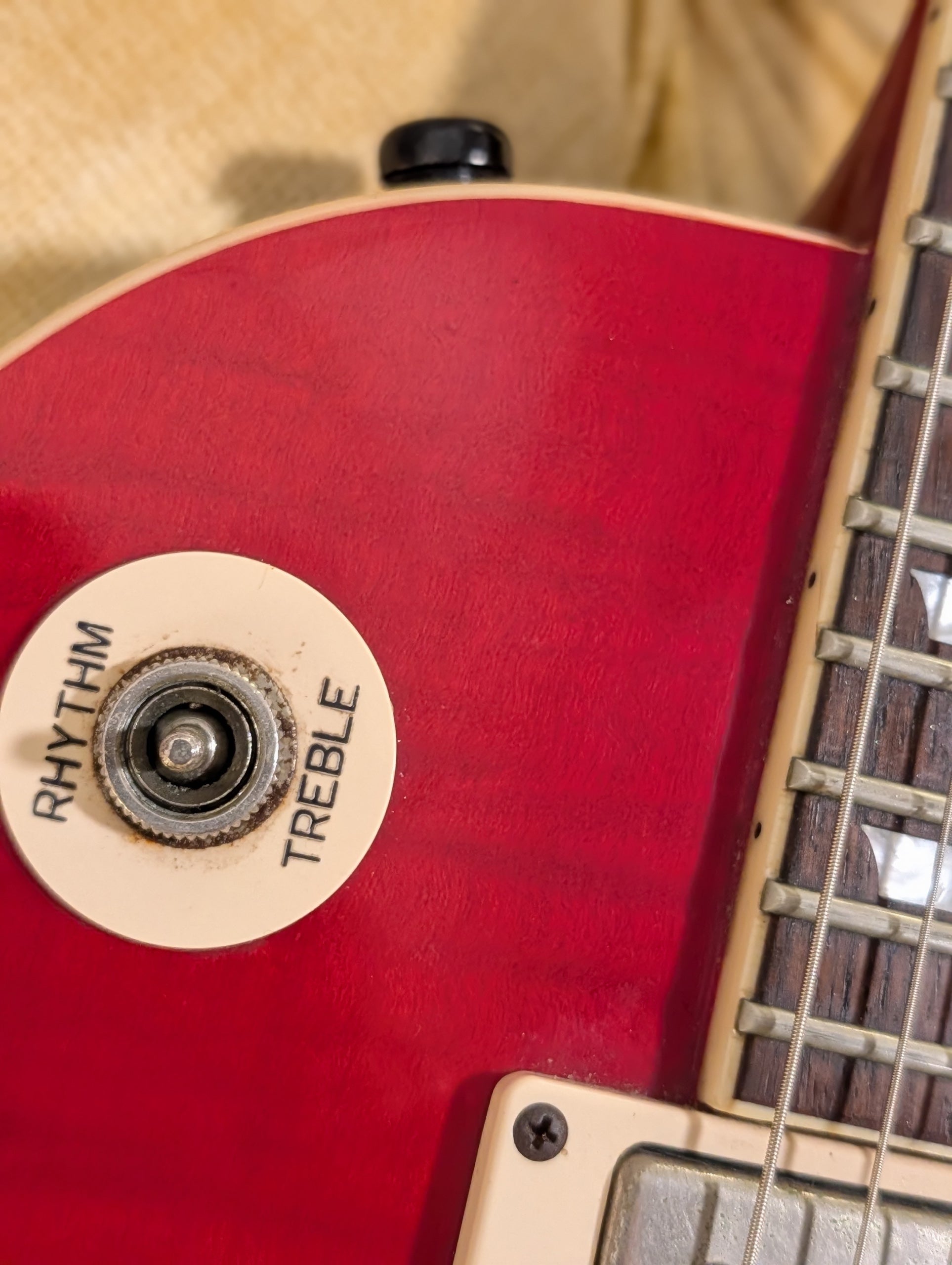 Epiphone Les Paul Standard Plus Top : SN 0909121952 | Tone Central